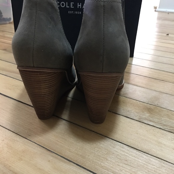 Cole Haan Balthazar wedge boot bootie - Picture 3 of 4